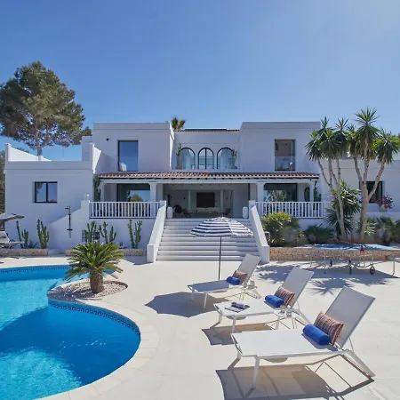 Villa La Ibiza *